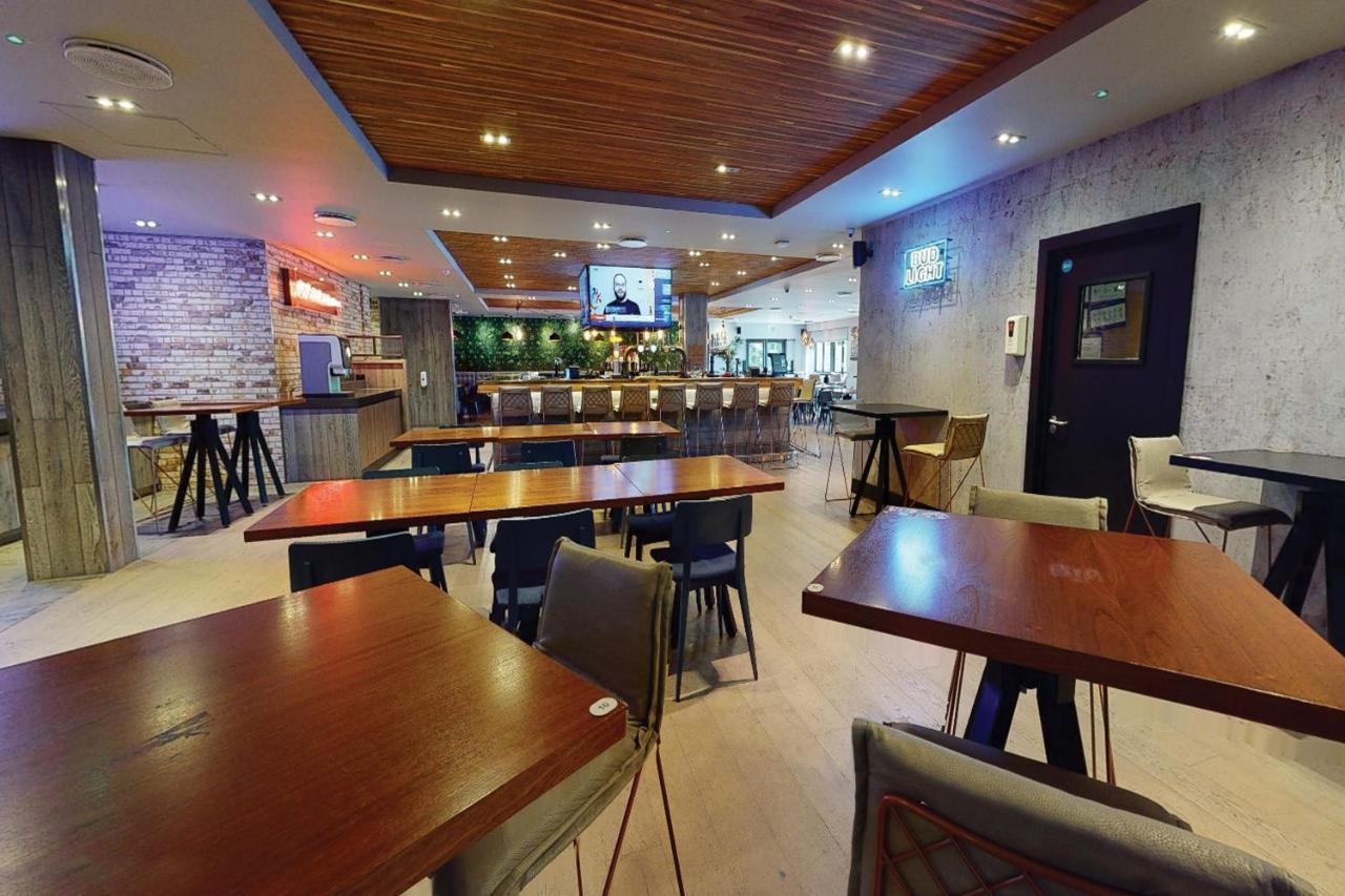 Village Hotel Manchester Bury Bury  Esterno foto